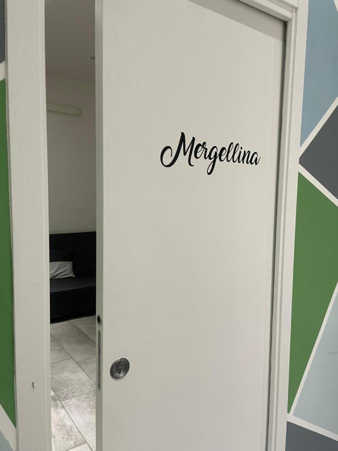 2 Passi A Napoli Bed & Breakfast Екстериор снимка